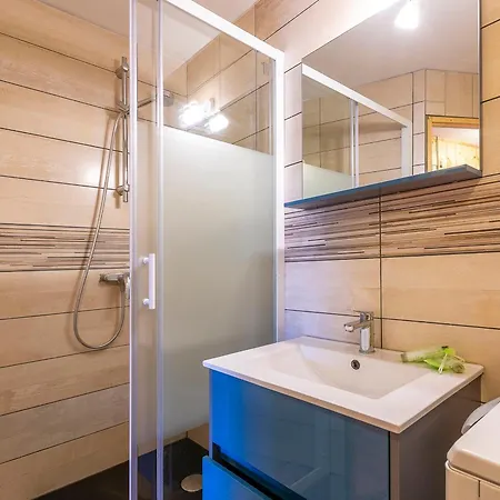 Apartment 3 Pieces Pour 6 Pers. Avec Balcon Et Wifi, Proche Pistes Et Commerces A Avoriaz - Fr-1-314-152